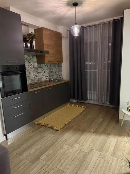 Apartament cu 2 camere decomandat în Aeroport