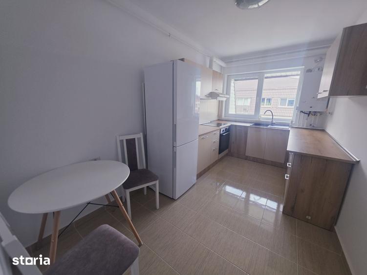 Apartament cu 2 camere decomandat în Sânpetru