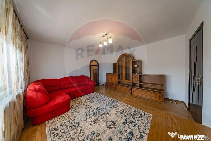 Apartament cu 2 camere semidecomandat în Micălaca