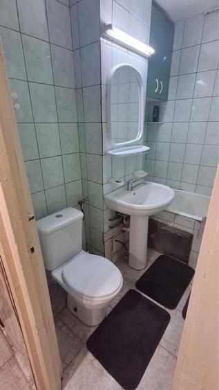 Apartament cu 3 camere decomandat în Satu Nou