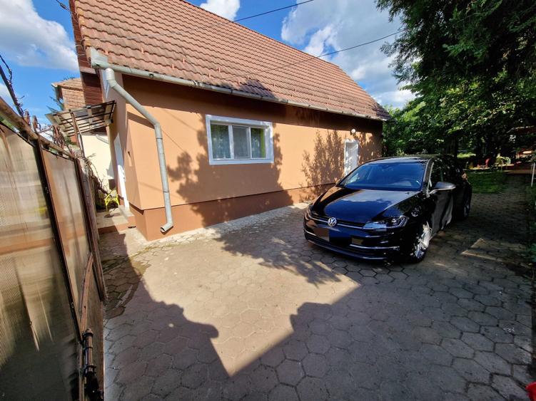 Casă cu 3 camere în Central