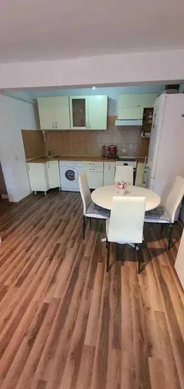 Apartament cu 2 camere decomandat în Dumbrava 2