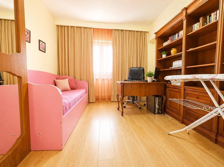 4 Camere 100mp Zona Trocadero Mobilat Gaze - 4