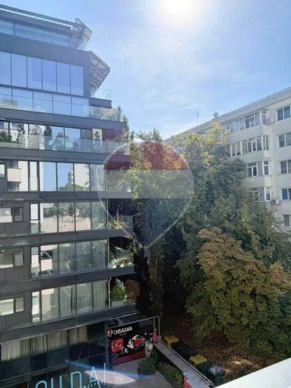 Apartament cu 2 camere semidecomandat în Basarab