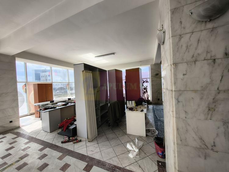 Spațiu comercial, de 238 mp, în Alexandriei