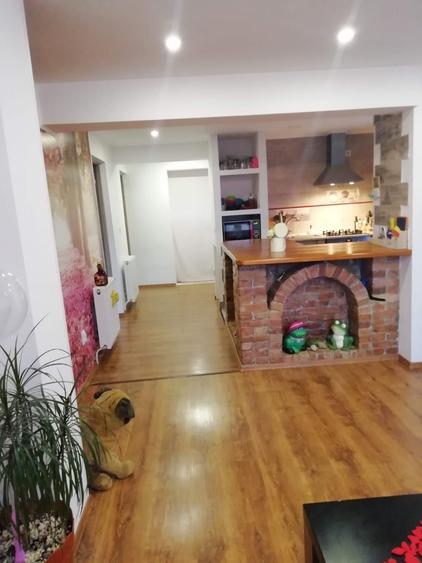 Casă cu 4 camere în Sărata