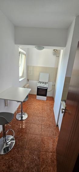 Apartament cu 2 camere decomandat în Militari
