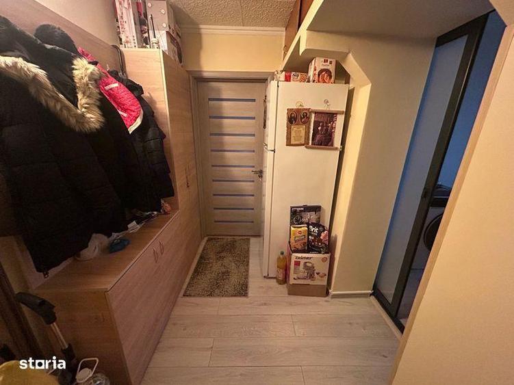 Apartament cu 2 camere semidecomandat în Tineretului