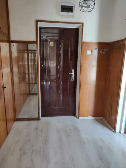 Apartament cu 2 camere semidecomandat în Moșilor