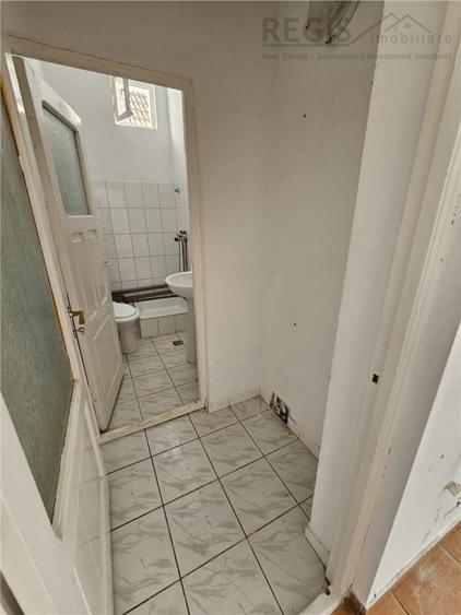Spațiu comercial, de 35 mp, în Județean