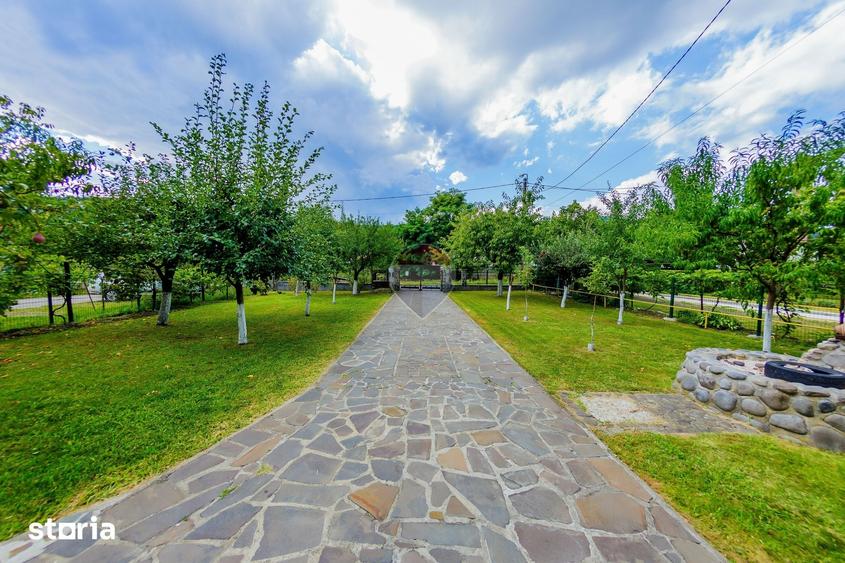 CASA cu TEREN generos , in linistea naturii - 8