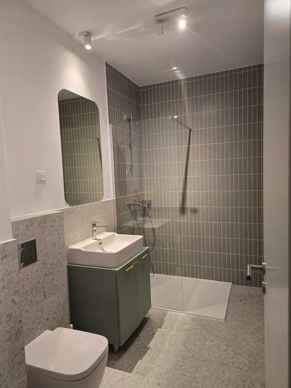 Apartament cu 2 camere nedecomandat în Sisești