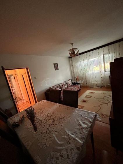 3 camere decomandat - Viorele - Timpuri Noi - 1