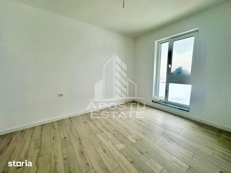 Apartament cu 2 camere decomandat în Ghiroda