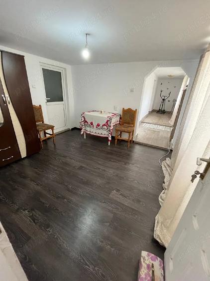 Casa 3 camere parter + teren 4521 mp renovata Romanesti - 8