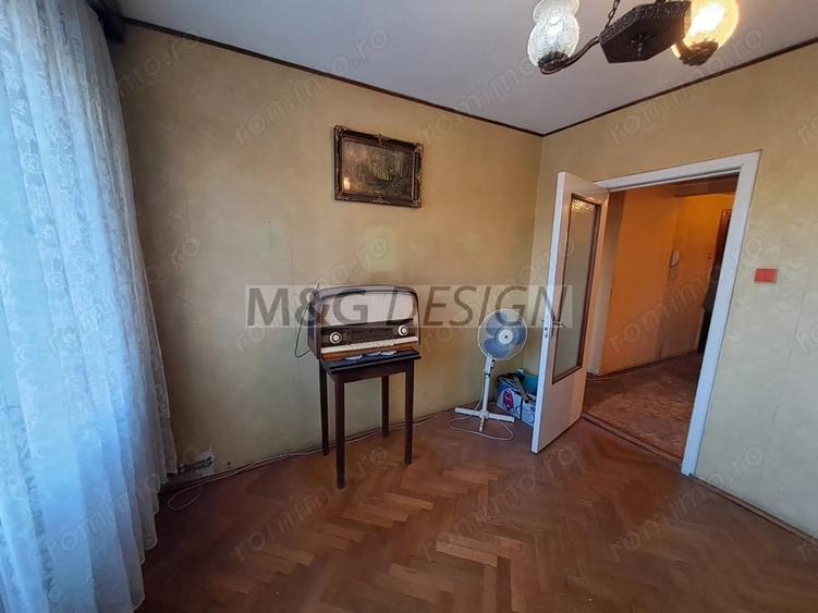 Apartament cu 3 camere decomandat în Spitalul Județean