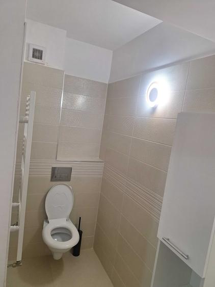 Garsonieră decomandată în Central