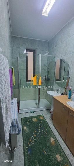 Casă cu 5 camere cu Teren 654 Mp în Negru Vodă