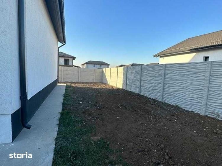 Casă cu 3 camere cu Teren 72 Mp în Central
