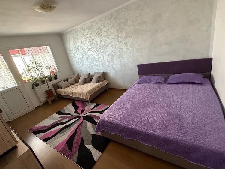 Apartament cu 2 camere decomandat în Marghiloman