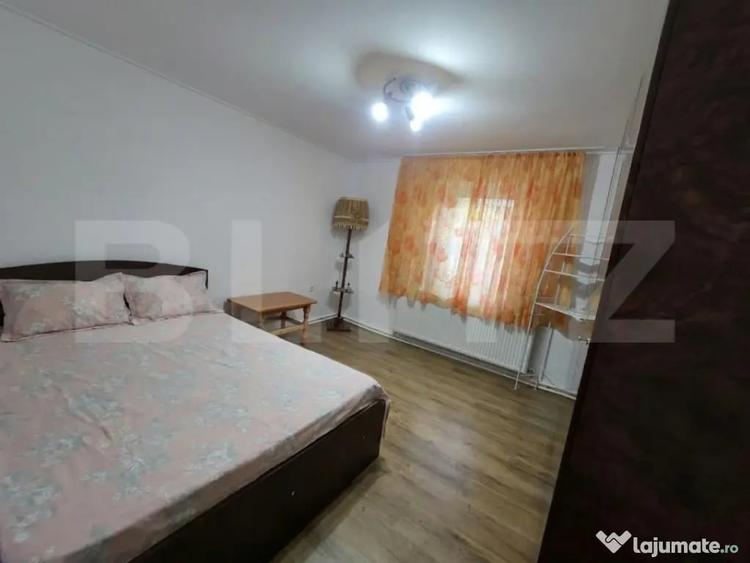 Casă cu 5 camere cu Teren 1459 Mp în Produlești