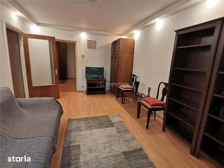 Apartament cu 2 camere semidecomandat în Grivița