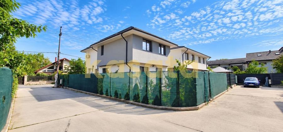 Duplex cu 4 camere cu Canalizare în Nord
