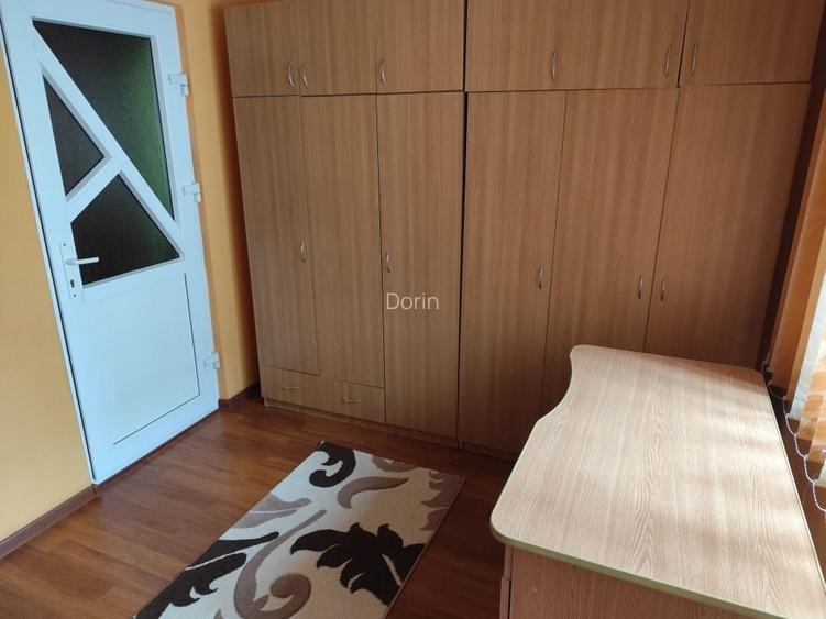PROPRIETAR inchiriez apartament cu 2 camere zona Dorobanti 1 !!!