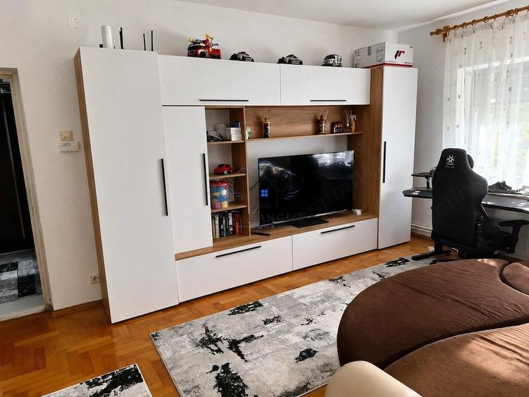 Apartament cu 2 camere decomandat în Răcădău
