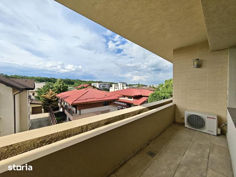 Apartament cu 3 camere în Central — fotografia 3