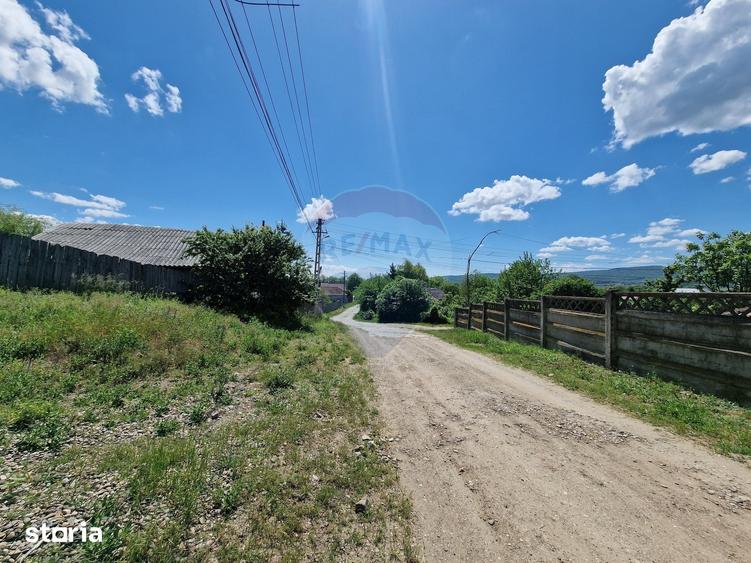 Teren de 2853 mp, în Urechești