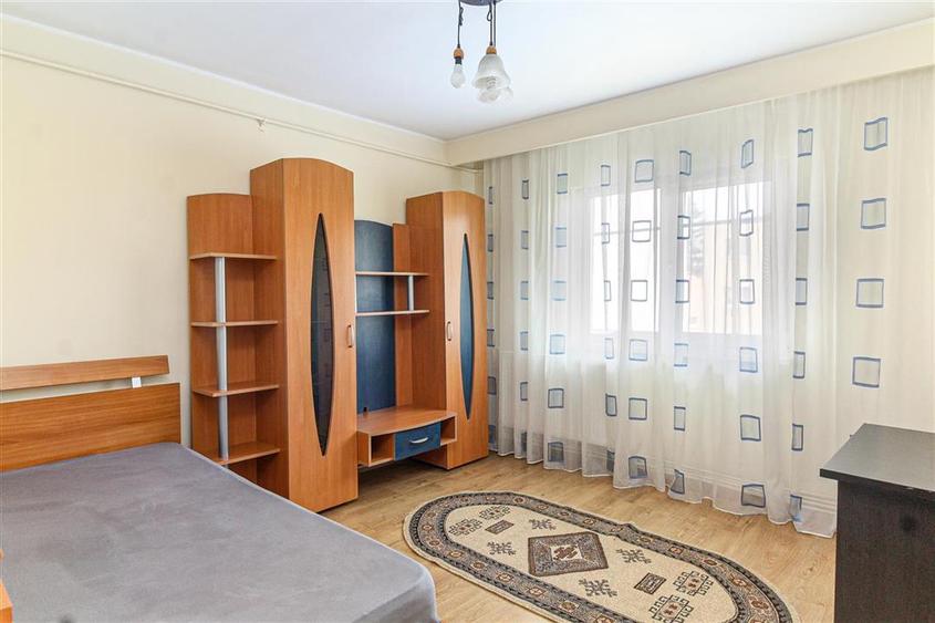 Apartament cu 2 camere decomandat, mobilat în Zorilor