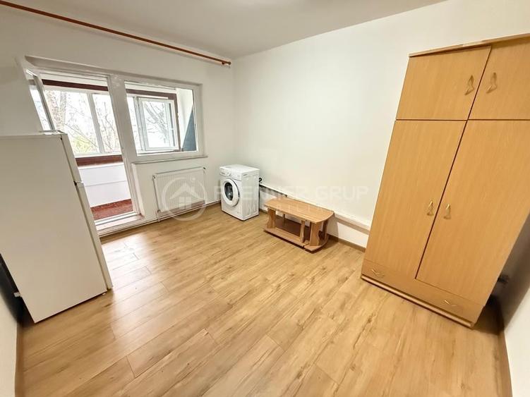 Garsonieră decomandată în Alexandru cel Bun