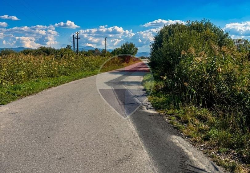 Teren Construcții intravilan de 430 mp, în Lunca Calnicului