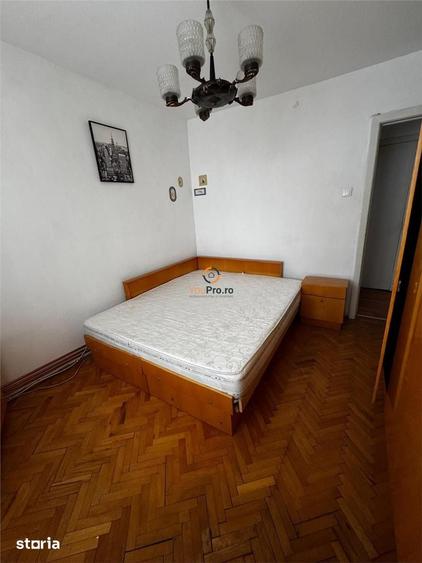 Decomandat 3 Camere Zona Complex Centrul de Afaceri - 18