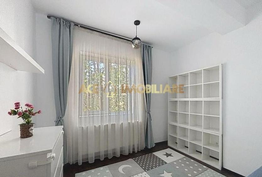 3 Camere de inchiriat | Pacii | Centrala | Parcare| Metrou | Mobilat