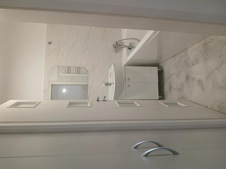 Apartament cu 2 camere semidecomandat în Apărătorii Patriei