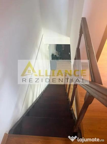 Apartament cu 3 camere semidecomandat în Berceni