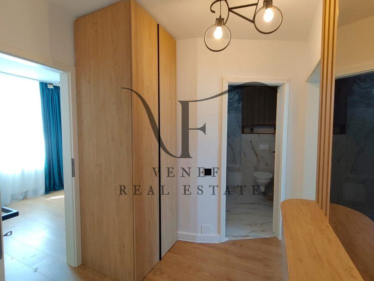 Apartament cu 3 camere semidecomandat în Colentina