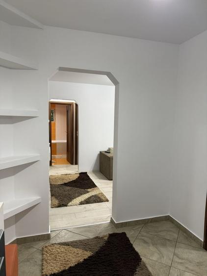 Apartament cu 2 camere semidecomandat în Nicolina