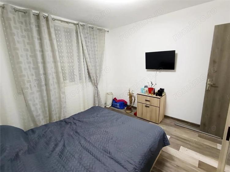 Apartament cu 2 camere decomandat, mobilat în Central