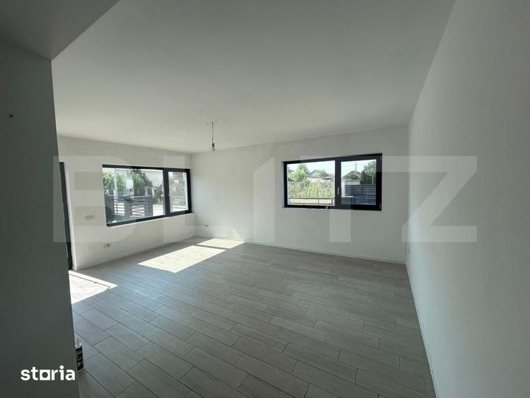 Casă cu 4 camere cu Teren 368 Mp în Malu Mare