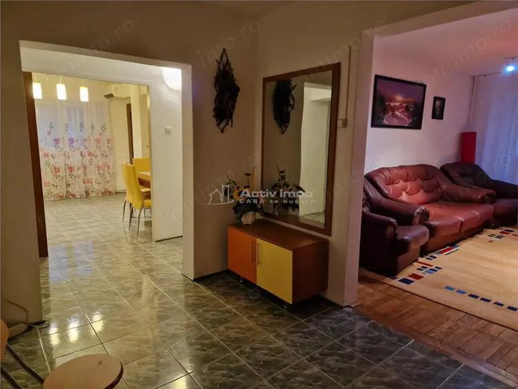 Apartament cu 3 camere decomandat în Central