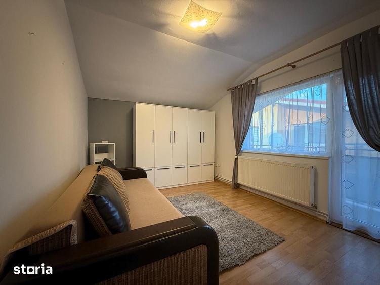 Casă cu 4 camere cu Teren 100 Mp în Florești
