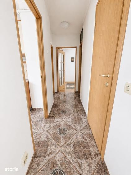 Apartament cu 3 camere decomandat în Griviței