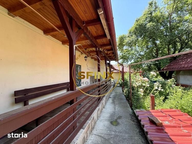 Casă cu 5 camere cu Teren 2850 Mp în Botoroaga