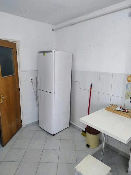 Apartament cu 2 camere decomandat în P-ța Mihai Viteazu