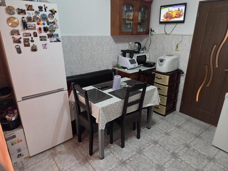 Apartament cu 3 camere decomandat în Nord