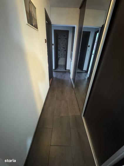 Apartament cu 3 camere decomandat în Rahova