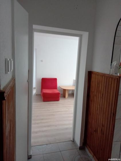 Apartament cu 2 camere semidecomandat în Turda